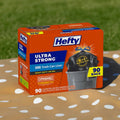Hefty 超堅韌拉繩垃圾袋，無味 33 加侖，90 入